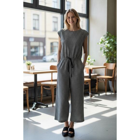 Albion Fit Black White Gingham Crop Jumpsuit Sleeveless Tie Waist Size XS